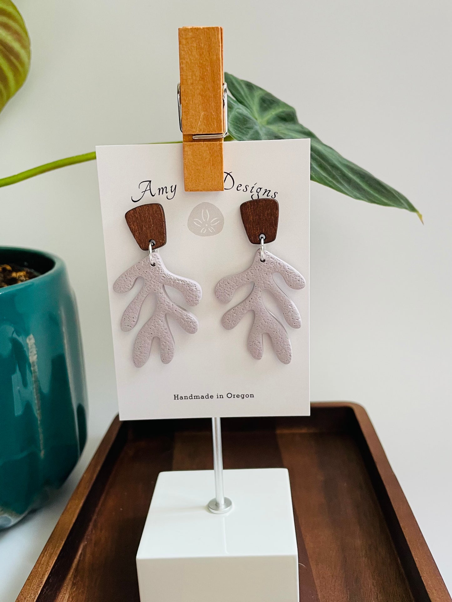Coral stud dangle