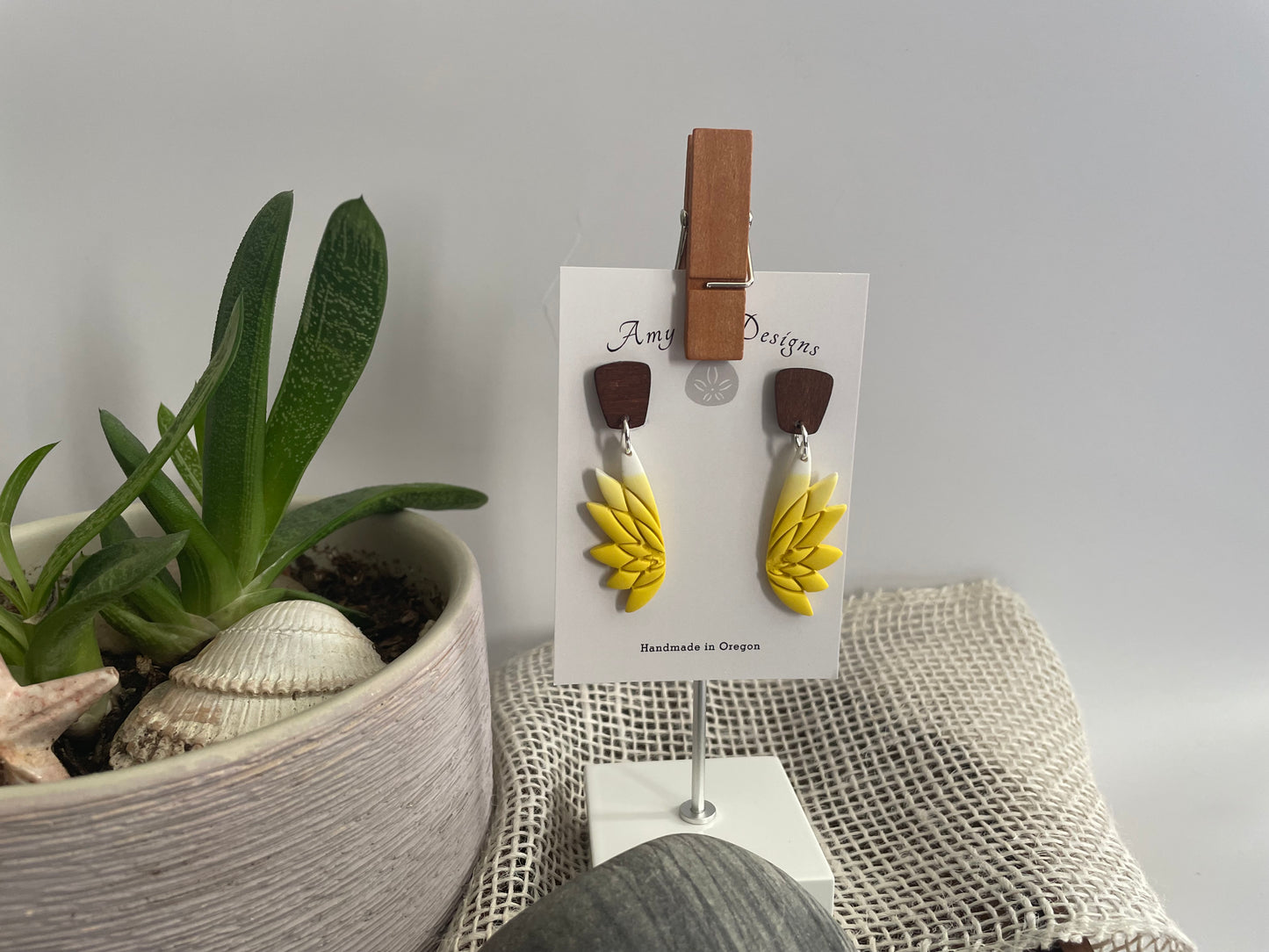 Yellow hombre butterfly wings