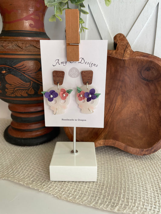 Pretty skeleton heads w/nose rings