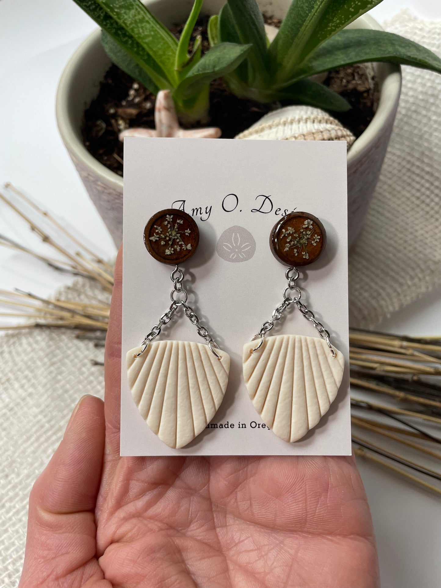 Ivory Fan Dangle