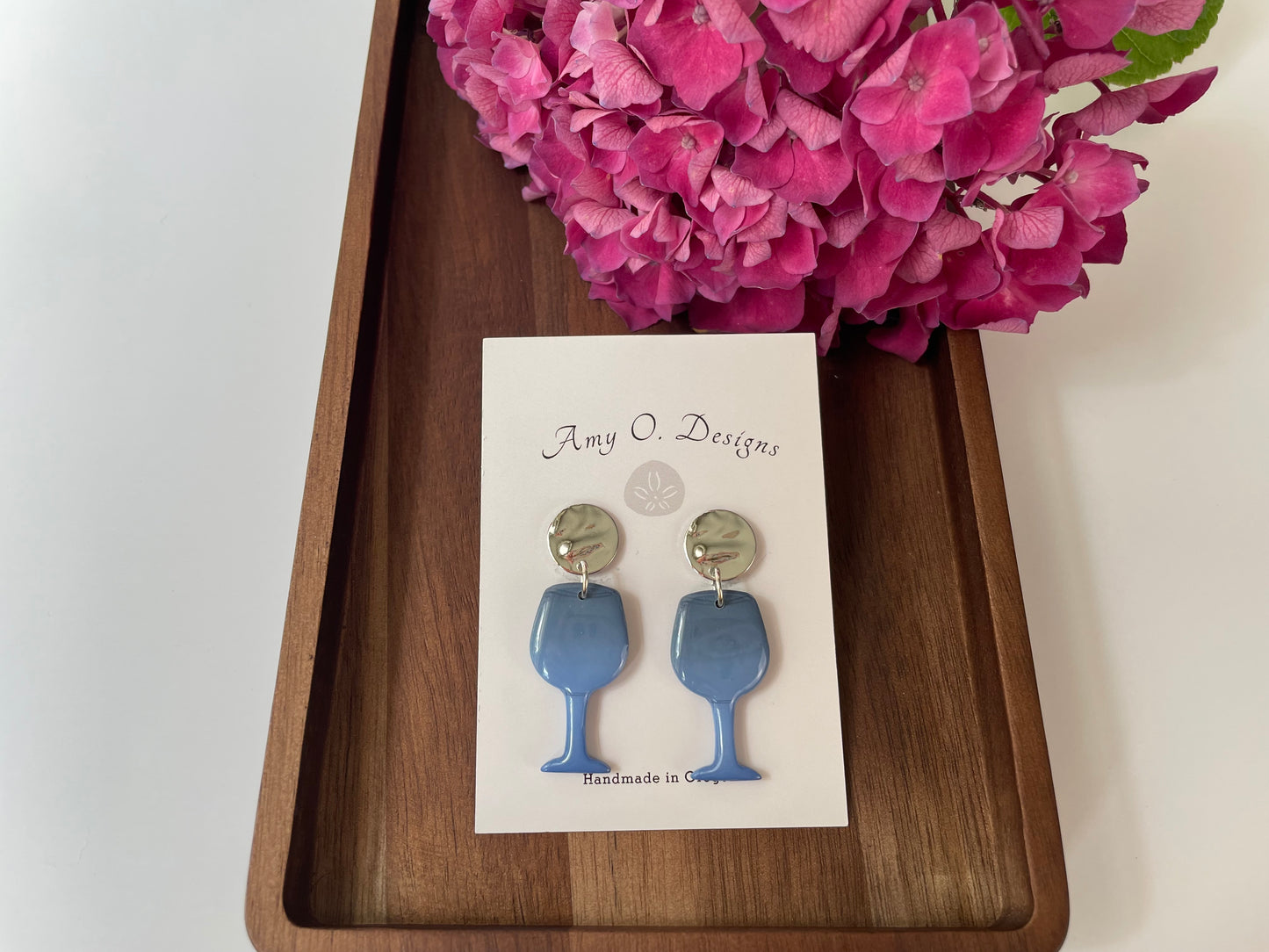 Blue hombre wine glass earrings