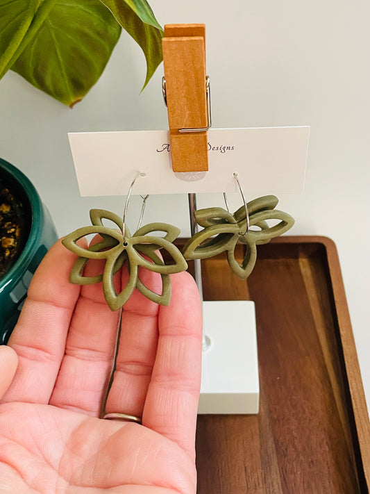 Green and Gray Flower dangle
