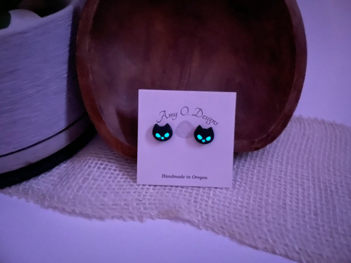 Kitty studs-glow in the dark eyes and cat head dangle